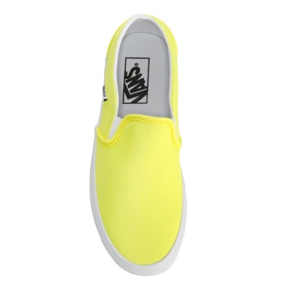 Vans Off The Wall Women's Asher Slip On Sneaker - Picture 5 of 5